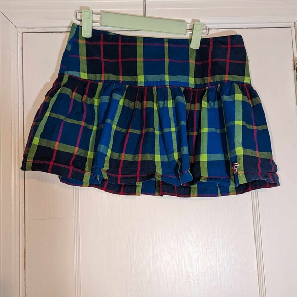 Hollister Dresses & Skirts - Y2K Hollister plaid mini skirt